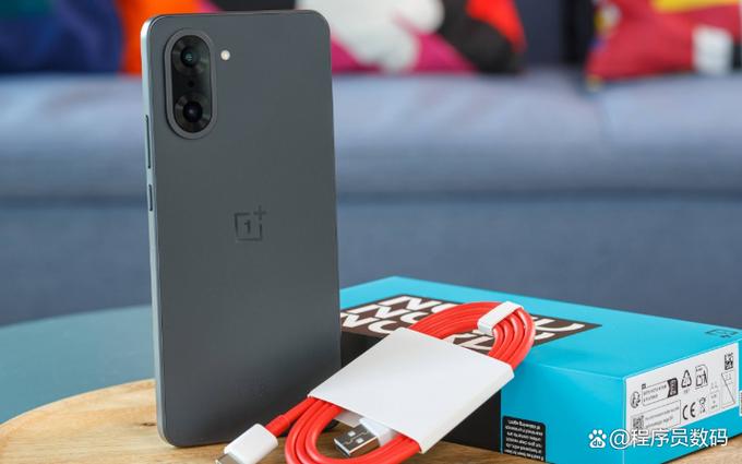OnePlus Nord CE5 - 均衡配置中端手机_资料手册-4 OnePlus Nord CE5 - 均衡配置中端手机_资料手册-4