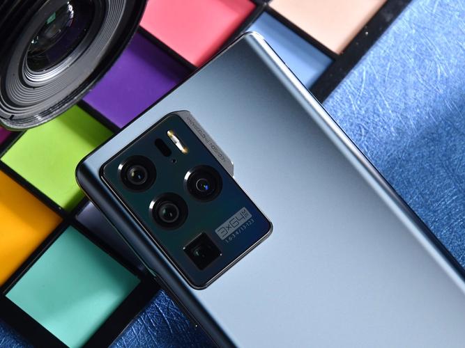 中兴Axon 30 Ultra - 三主摄影像旗舰手机_资料大全-5 中兴Axon 30 Ultra - 三主摄影像旗舰手机_资料大全-5