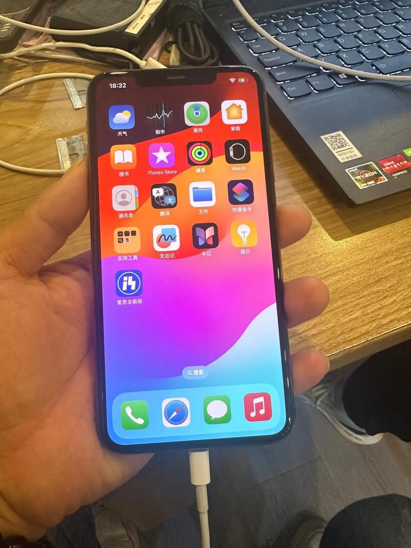 iPhone 11 Pro Max - 三摄旗舰智能手机_资料库-5 iPhone 11 Pro Max - 三摄旗舰智能手机_资料库-5