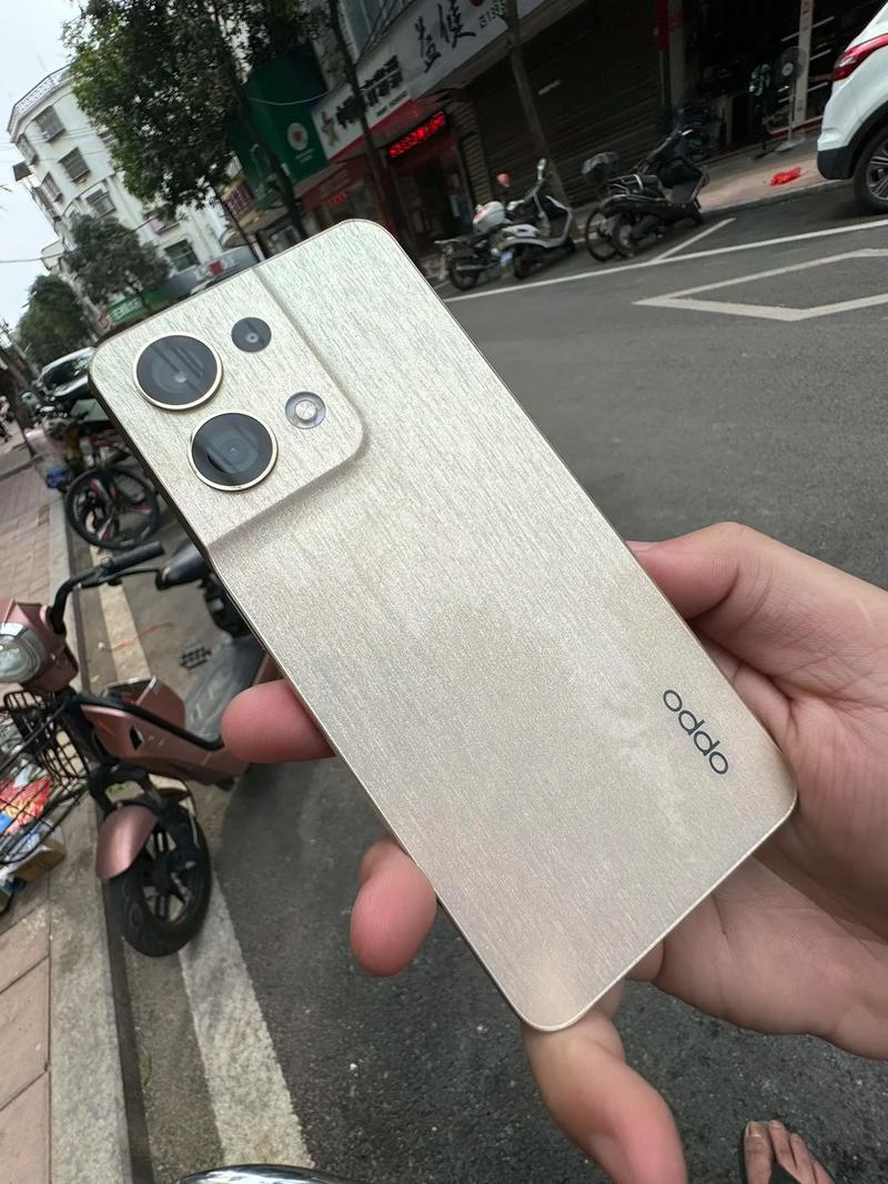 OPPO Reno8 - 人像美颜手机_资料手册-5