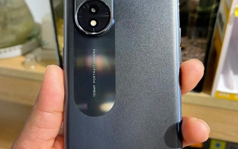OPPO A1 Pro - 超窄边框护眼手机_资料库