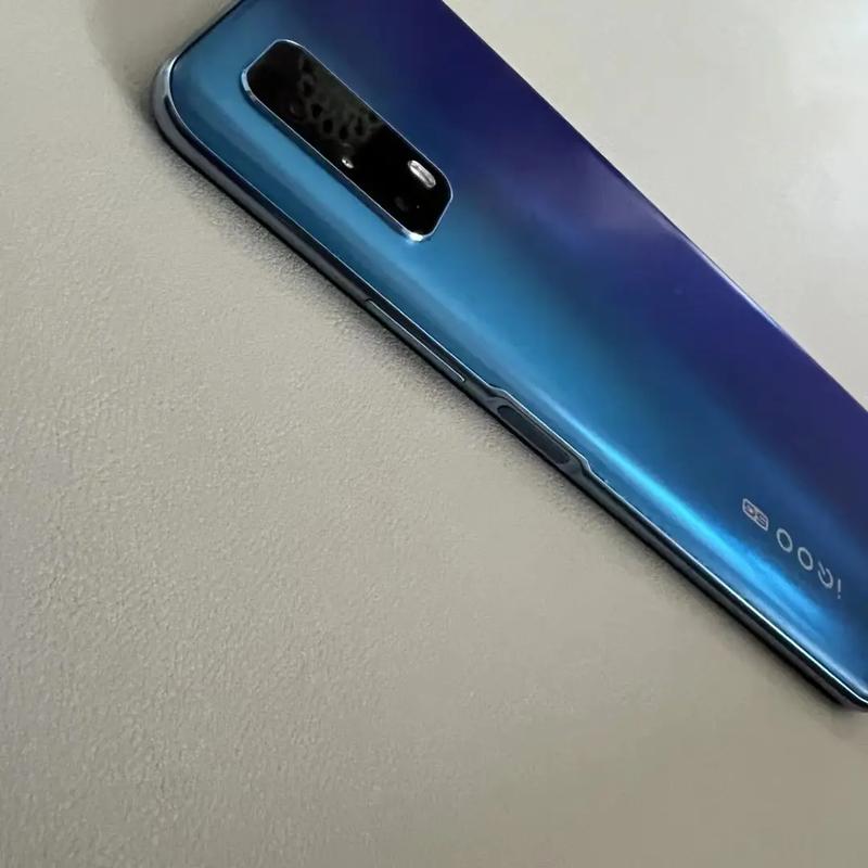 iQOO Z1x - 高刷长续航智能手机_资料手册-4