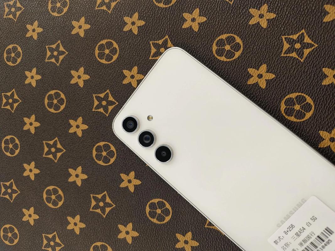 Galaxy M54 5G - 高刷长续航手机_百科资料-3