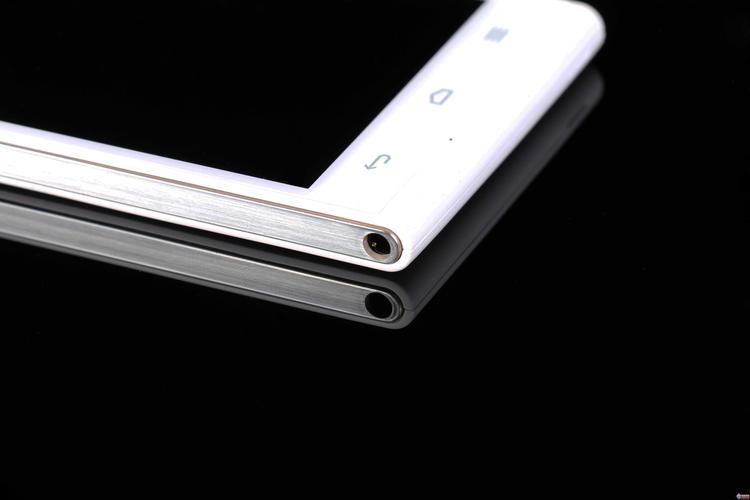 华为Ascend G526 - 双核大屏智能手机_百科资料-2