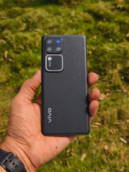 vivo V20Pro - 专业影像5G手机_百科资料-4