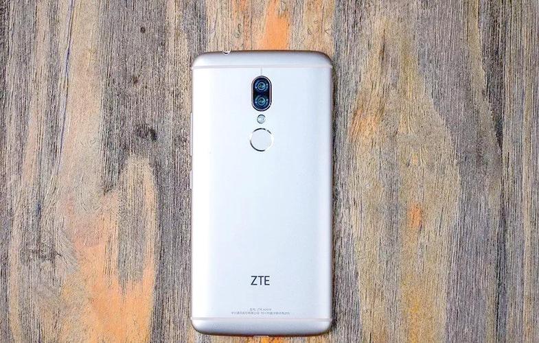 中兴Axon 7s – 双摄旗舰智能手机_资料手册