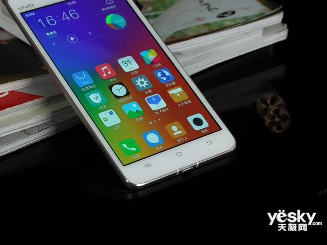 vivo V1Max - 超长续航智能手机_资料手册-3 vivo V1Max - 超长续航智能手机_资料手册-3