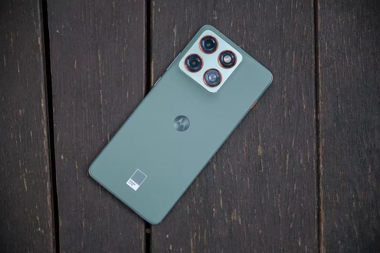Moto X70 Air - 超薄旗舰手机_资料库-2