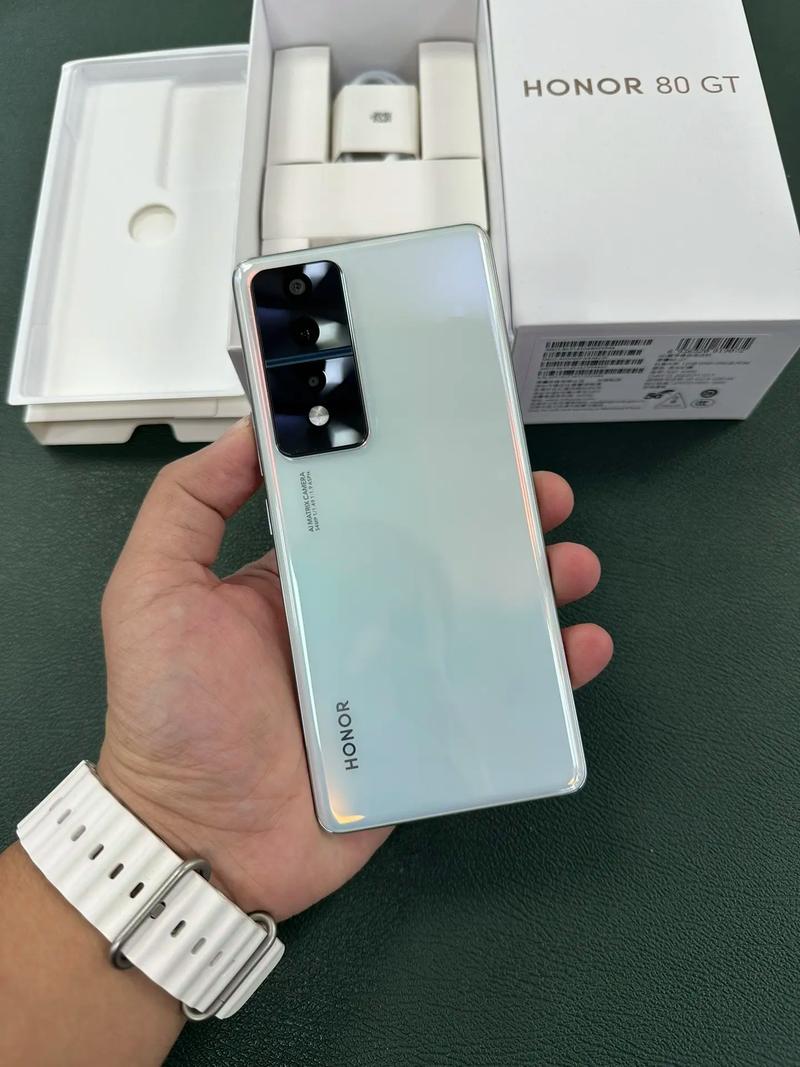 荣耀80 GT - 电竞直屏旗舰手机_资料大全-5