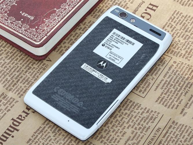 摩托罗拉 XT1077 - 双卡双待智能手机_资料大全-5