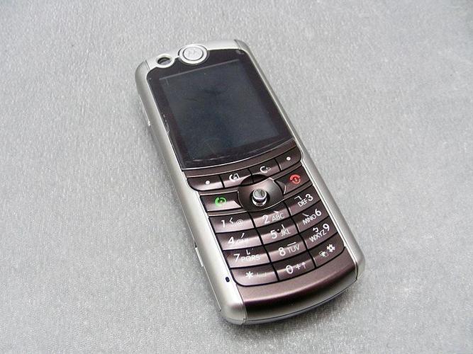 摩托罗拉 E770 - 3G翻盖手机_资料手册-3