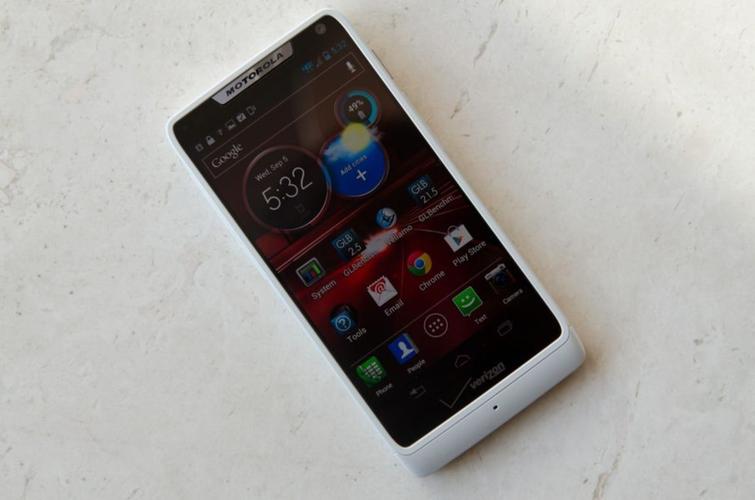 DROID RAZR M - 超薄便携智能手机_资料库-4