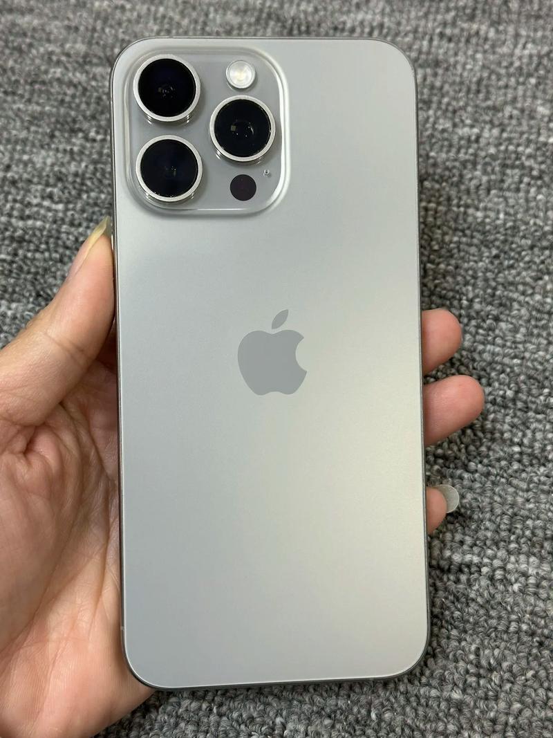 iPhone 15 Pro Max - 钛金属旗舰智能手机_百科资料-3 iPhone 15 Pro Max - 钛金属旗舰智能手机_百科资料-3
