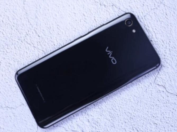 vivo Y81s - 高清全面屏手机_百科资料-4 vivo Y81s - 高清全面屏手机_百科资料-4