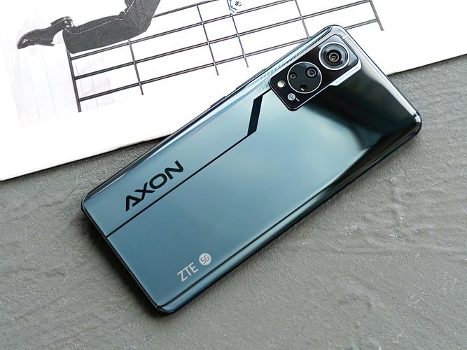 华为 Ascend Y5 Lite - 入门级智能手机_百科资料-4