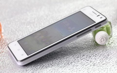 荣耀T8950 – 高清大屏智能手机_百科资料