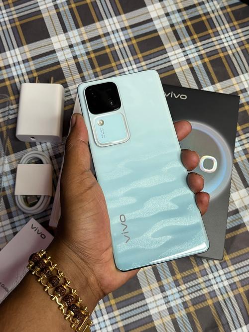 vivo V30Pro - 专业影像旗舰手机_百科资料-2