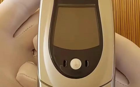 摩托罗拉 A768i – 经典翻盖商务手机_百科资料
