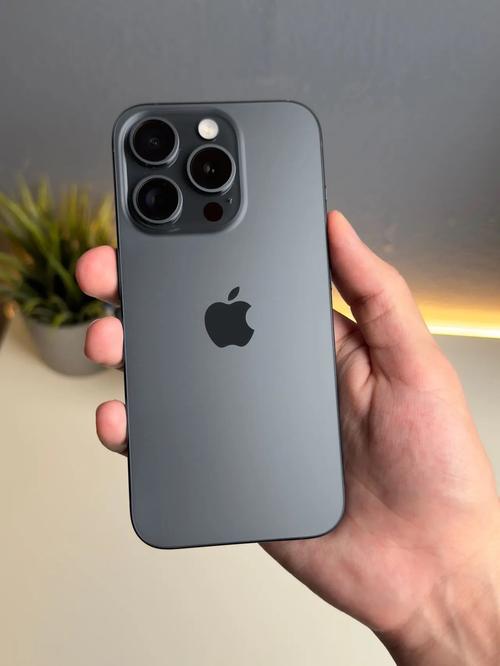 iPhone 16 Pro - 专业影像旗舰智能手机_资料库-5