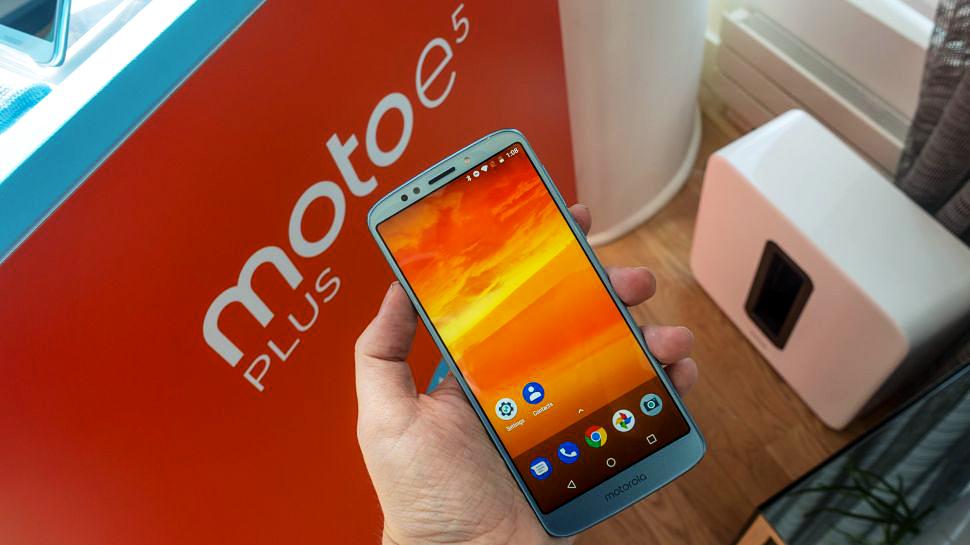 Moto E5 Plus - 大屏长续航手机_百科档案-3