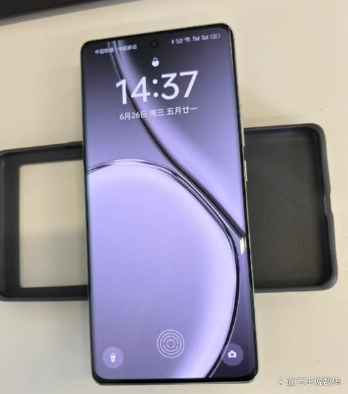 realme GT Neo6 SE - 高刷旗舰游戏手机_资料库-3