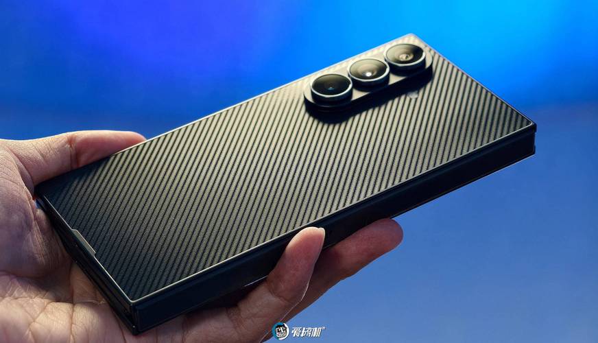 Galaxy Z - 折叠屏旗舰手机_百科资料-4 Galaxy Z - 折叠屏旗舰手机_百科资料-4