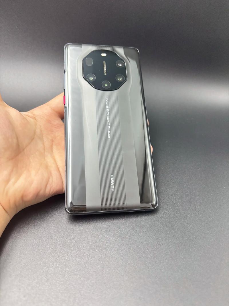 华为 Mate 40 RS 保时捷设计 - 超感知影像旗舰手机_百科资料-3 华为 Mate 40 RS 保时捷设计 - 超感知影像旗舰手机_百科资料-3