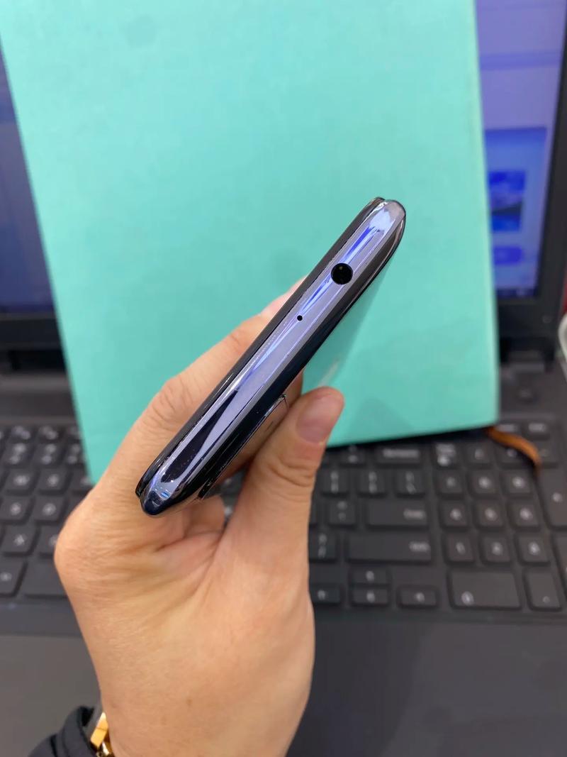 中兴远航30 Pro 畅行版 - 长续航5G手机_百科资料-2