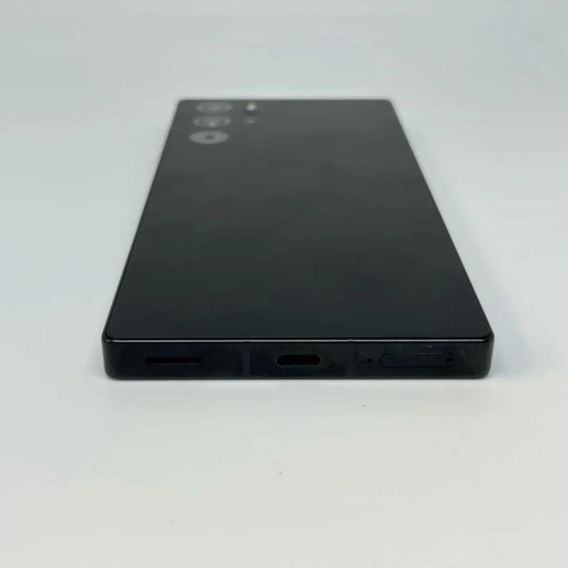红魔9 Pro+ - 电竞游戏旗舰手机_百科资料-4