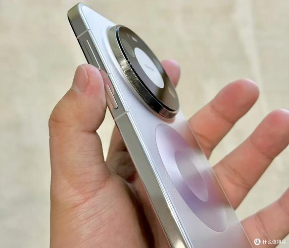 华为 Mate 80 Pro Max 风驰版 - 旗舰影像智能手机_资料大全-2 华为 Mate 80 Pro Max 风驰版 - 旗舰影像智能手机_资料大全-2