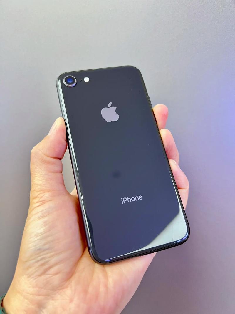 iPhone 8 - 经典小屏旗舰手机_资料大全-5
