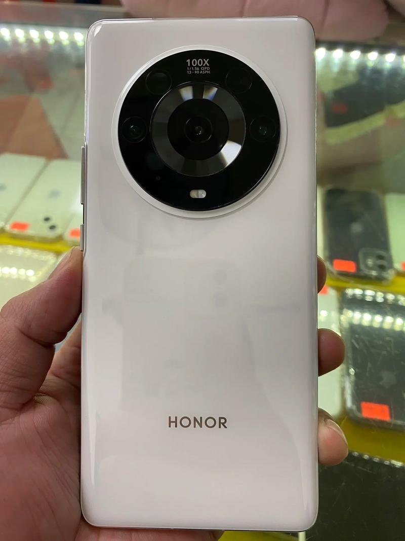 荣耀Magic3 Pro - 多主摄旗舰智能手机_百科资料-2