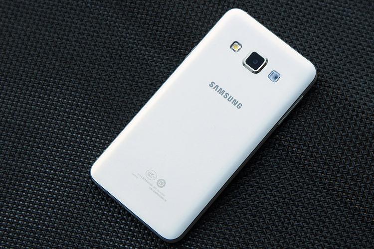 Galaxy A3 2016 - 时尚入门智能手机_资料大全-4