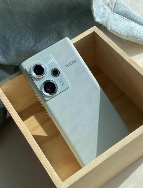 努比亚Z50 - 旗舰影像智能手机_百科资料-1