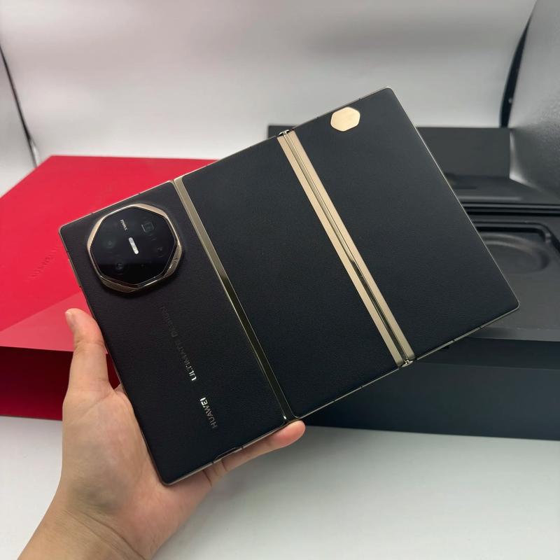 华为 Mate XT 非凡大师 - 折叠屏旗舰手机_百科资料-5