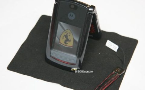 摩托罗拉 RAZR V9 – 经典翻盖手机_百科资料
