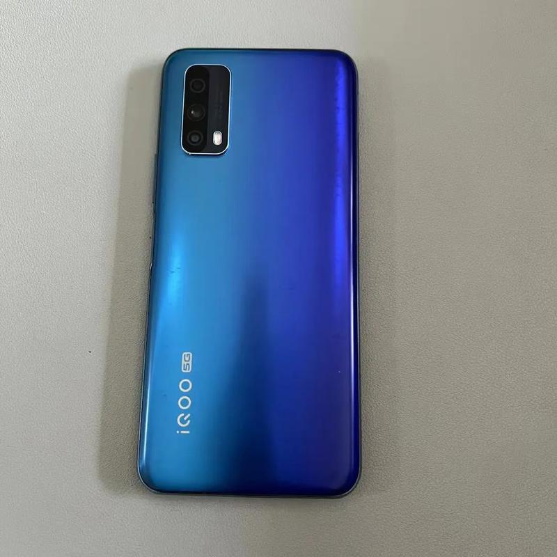 iQOO Z1x – 高刷长续航智能手机_资料手册