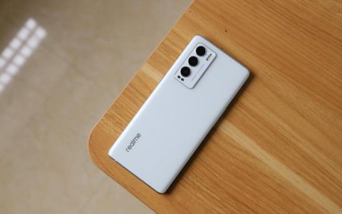 realme GT – 骁龙旗舰性能手机_资料大全