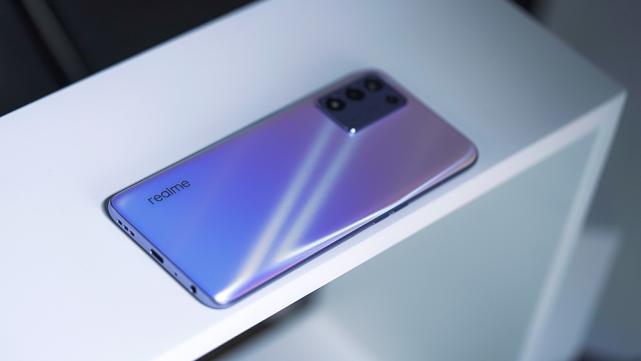 realme Q3s - 144Hz高刷电竞手机_资料大全-5
