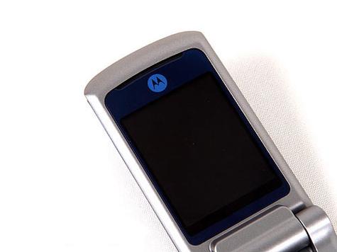 KRZR K1 - 纤薄翻盖手机_资料手册-2 KRZR K1 - 纤薄翻盖手机_资料手册-2