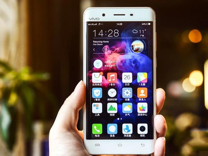 vivo Xplay5Elite – 曲面屏旗舰智能手机_百科资料
