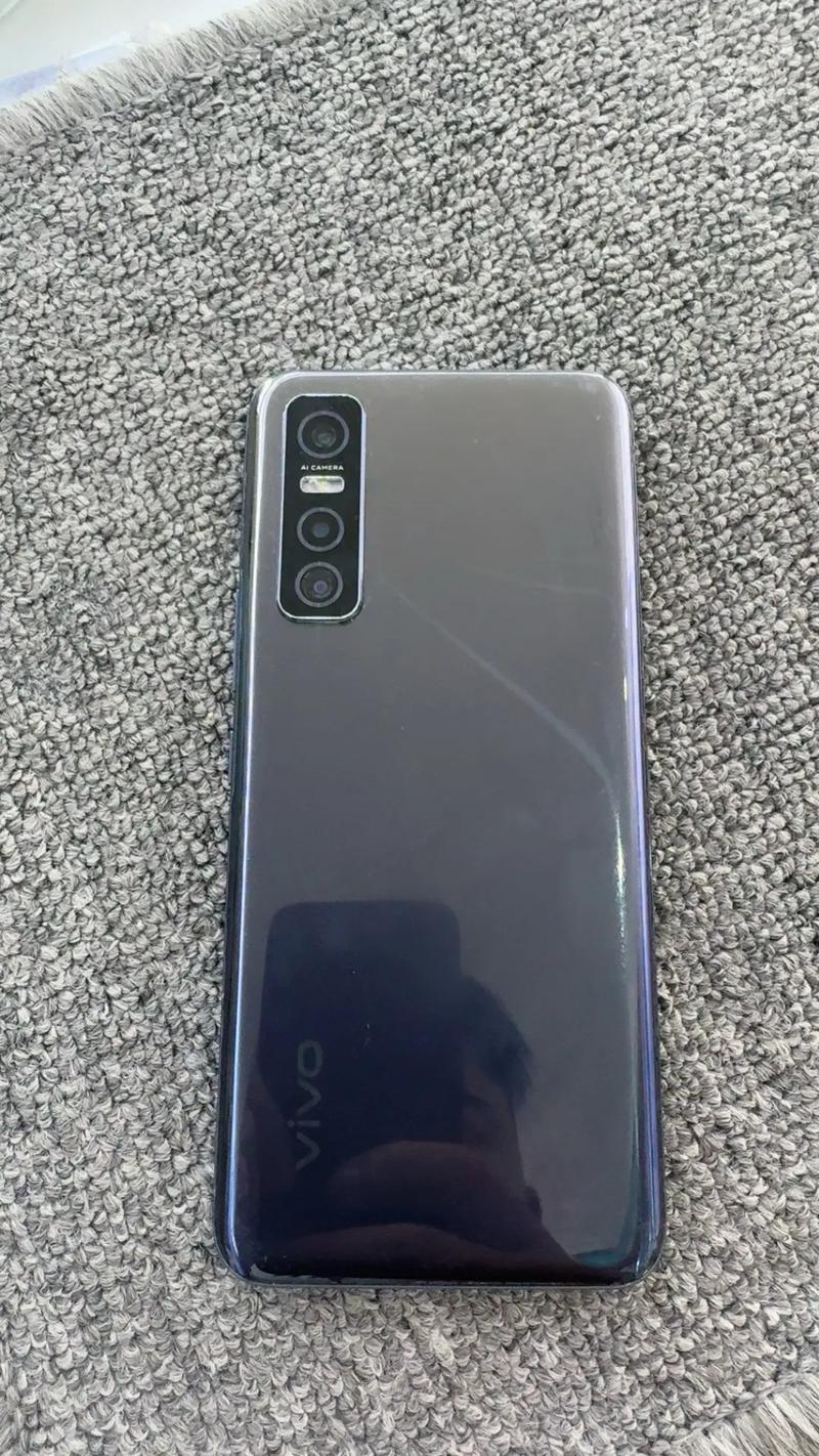vivo Y73 - 轻薄长续航智能手机_资料手册-4