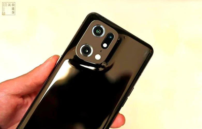 OPPO Find X5 Pro 天玑版 - 旗舰影像手机_资料手册-5 OPPO Find X5 Pro 天玑版 - 旗舰影像手机_资料手册-5