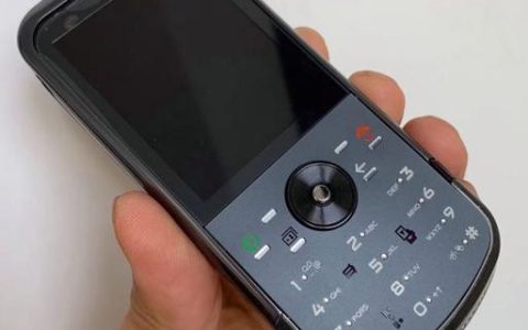 摩托罗拉 XT1635 – 经典商务智能手机_资料手册