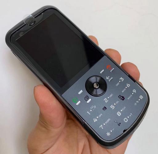 摩托罗拉 XT1635 - 经典商务智能手机_资料手册-1 摩托罗拉 XT1635 - 经典商务智能手机_资料手册-1