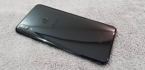 vivo V9 - 全面屏拍照手机_百科资料-2