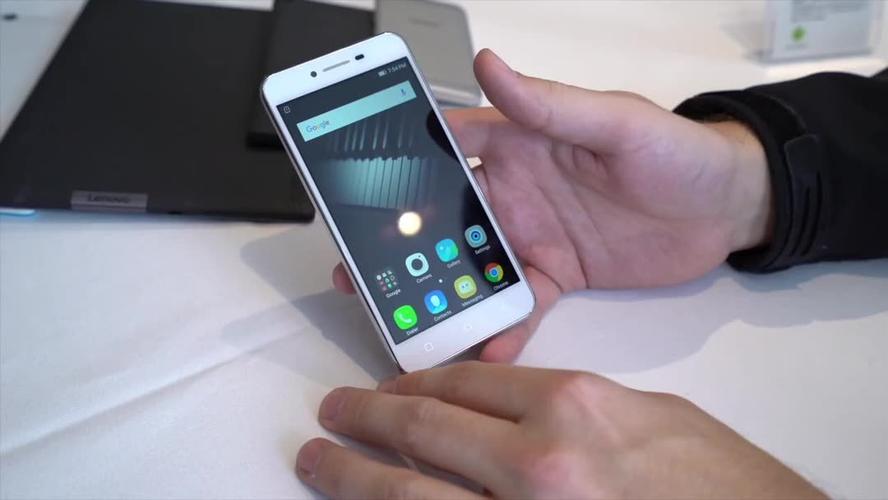 联想VIBE K5 Plus - 高清大屏智能手机_资料手册-2 联想VIBE K5 Plus - 高清大屏智能手机_资料手册-2