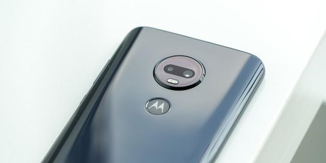 Moto G7 Plus - 大屏长续航手机_百科资料-5