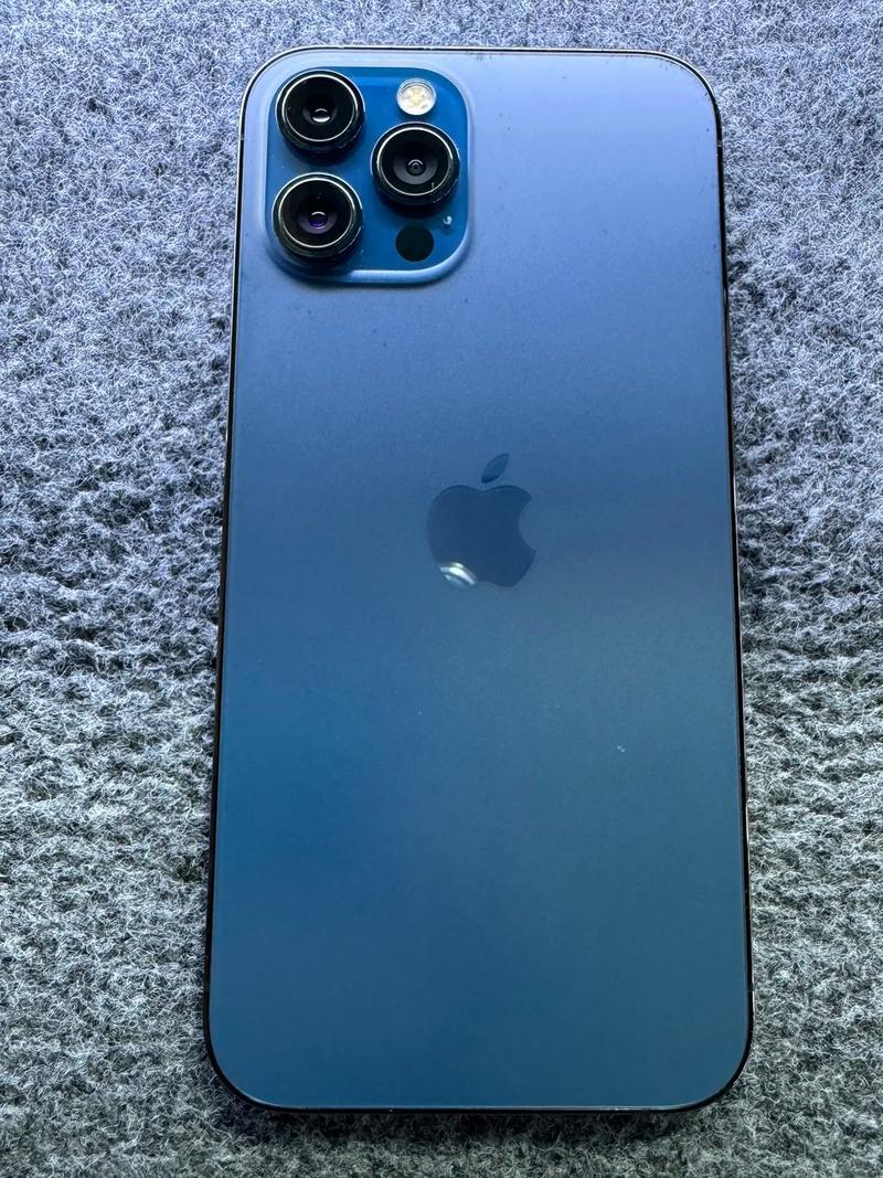 iPhone 12 Pro Max - 专业影像旗舰手机_资料手册-2 iPhone 12 Pro Max - 专业影像旗舰手机_资料手册-2