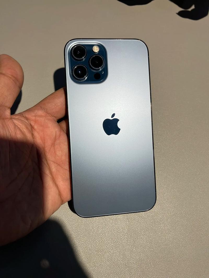 iPhone 12 Pro Max - 专业影像旗舰手机_资料手册-5 iPhone 12 Pro Max - 专业影像旗舰手机_资料手册-5